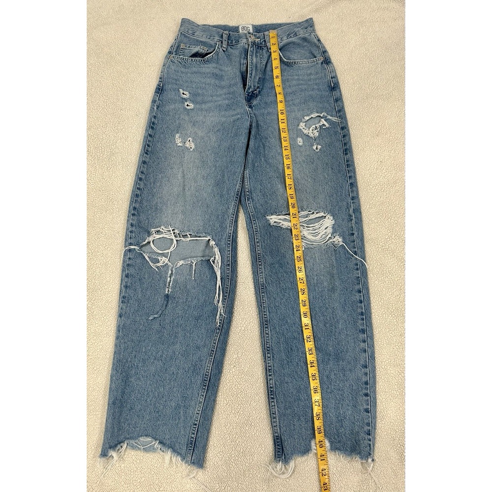 BDG High Rise Distressed Baggy Jeans Blue Light Washed 28 Women Urban Outfitters - Picture 4 of 6